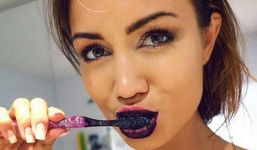 Làm trắng răng bằng than đúng cách bạn đã biết?